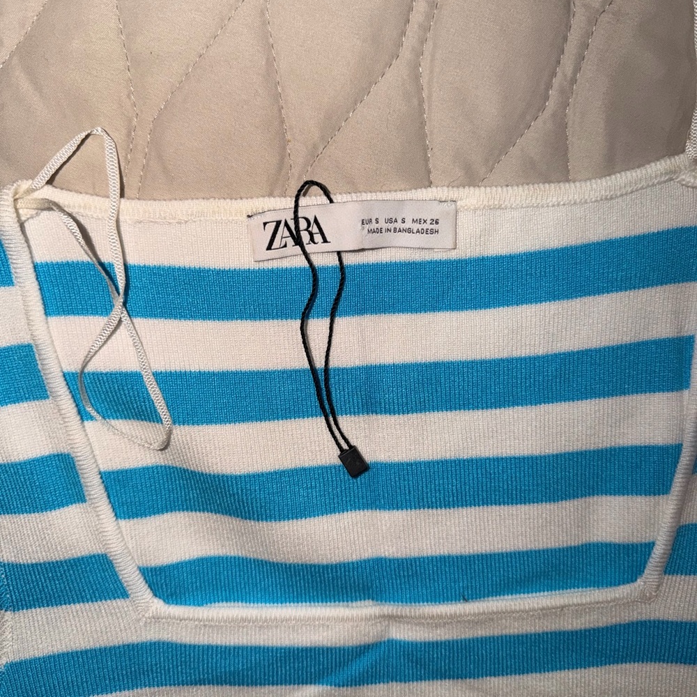 Zara Striped Blue and White Crop Top - Picture 2 of 4